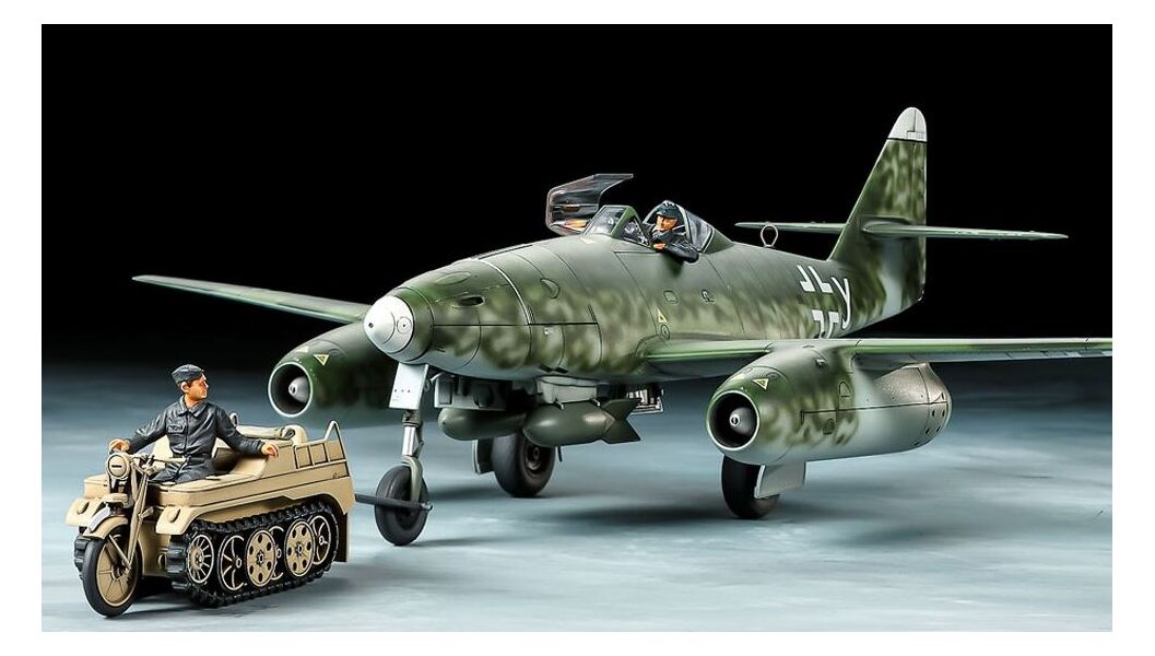 Messerschmitt Me262 A-2a w/Kettenkraftrad