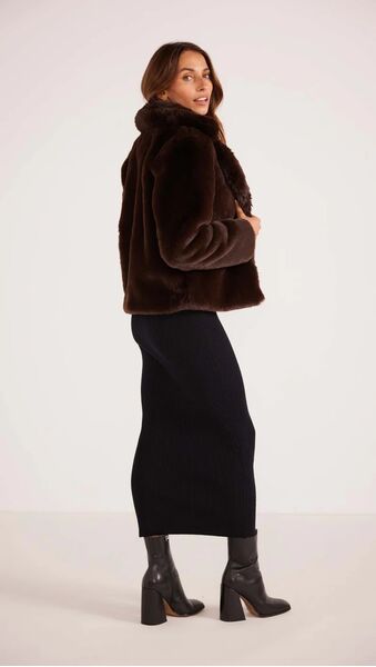 MinkPink Zara Faux Fur Jacket (Chocolate, xs)
