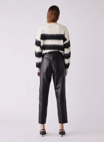 Esmaee Frost Sweater (Black/White  , S)