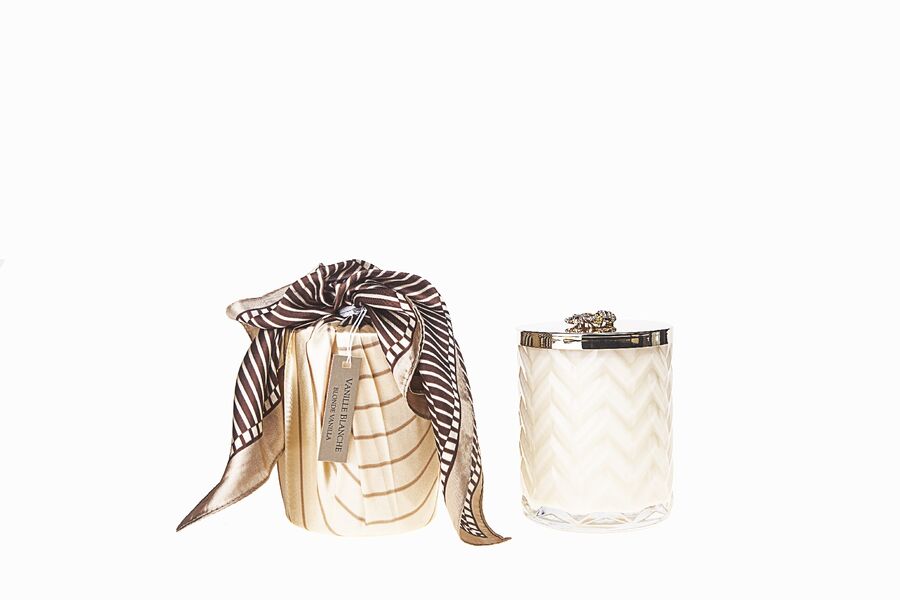 CN CANDLE & SCARF CREAM BEE